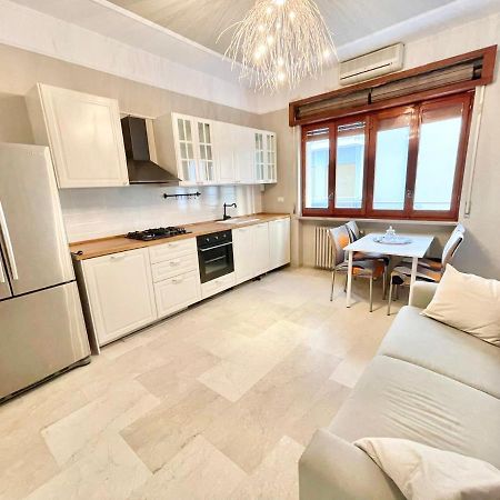 Regina Elena Apartment 2 Pescara Eksteriør billede